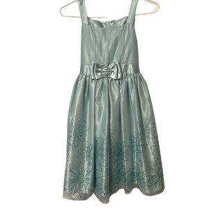 Girls formal dress. Sage. 14